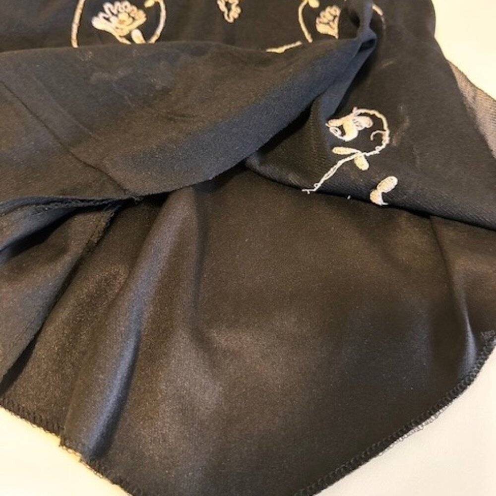 Cache Beaded & Embroidered Top - Picture 7 of 7